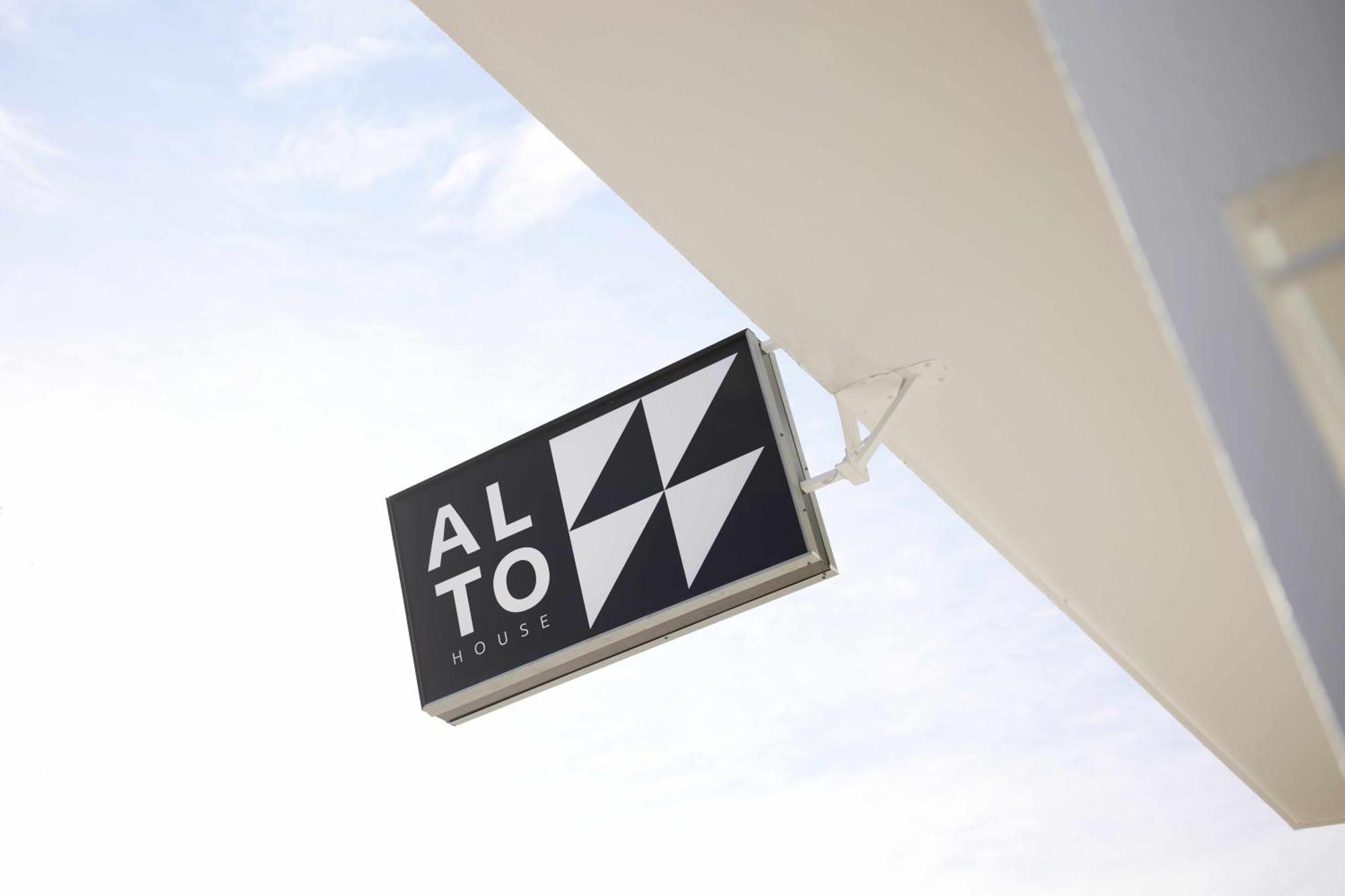 Alto House Al De Assinatura Modernista Faro